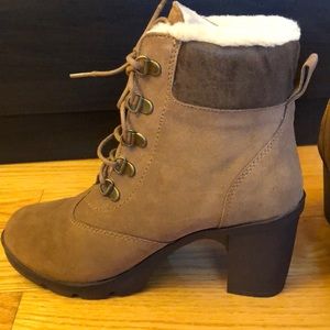 bearpaw marlowe bootie